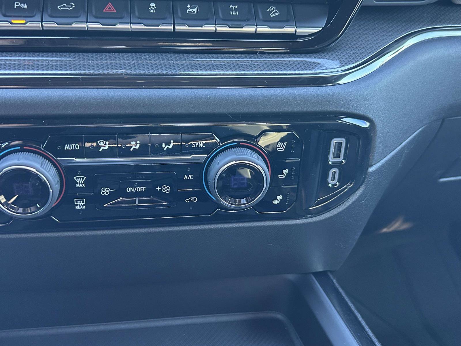 New 2026 Chevrolet Silverado 2500 ZR2 image 25