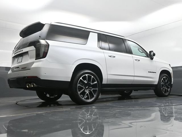 Used 2025 Chevrolet Suburban RST w/ Comfort Package AWD/4WD image 38
