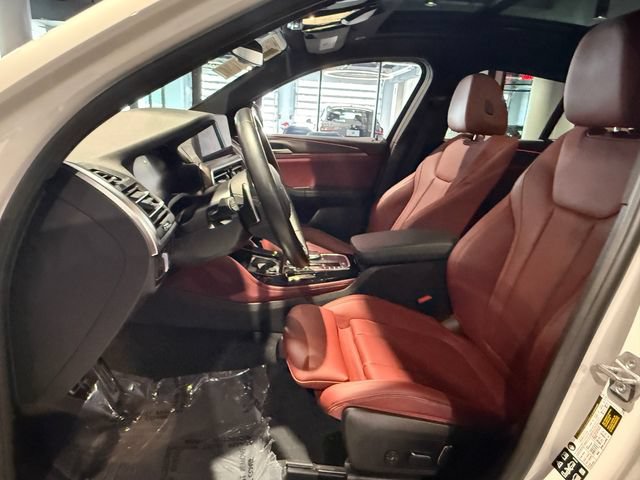 Used 2024 BMW X4 xDrive30i w/ M Sport Package AWD/4WD image 19