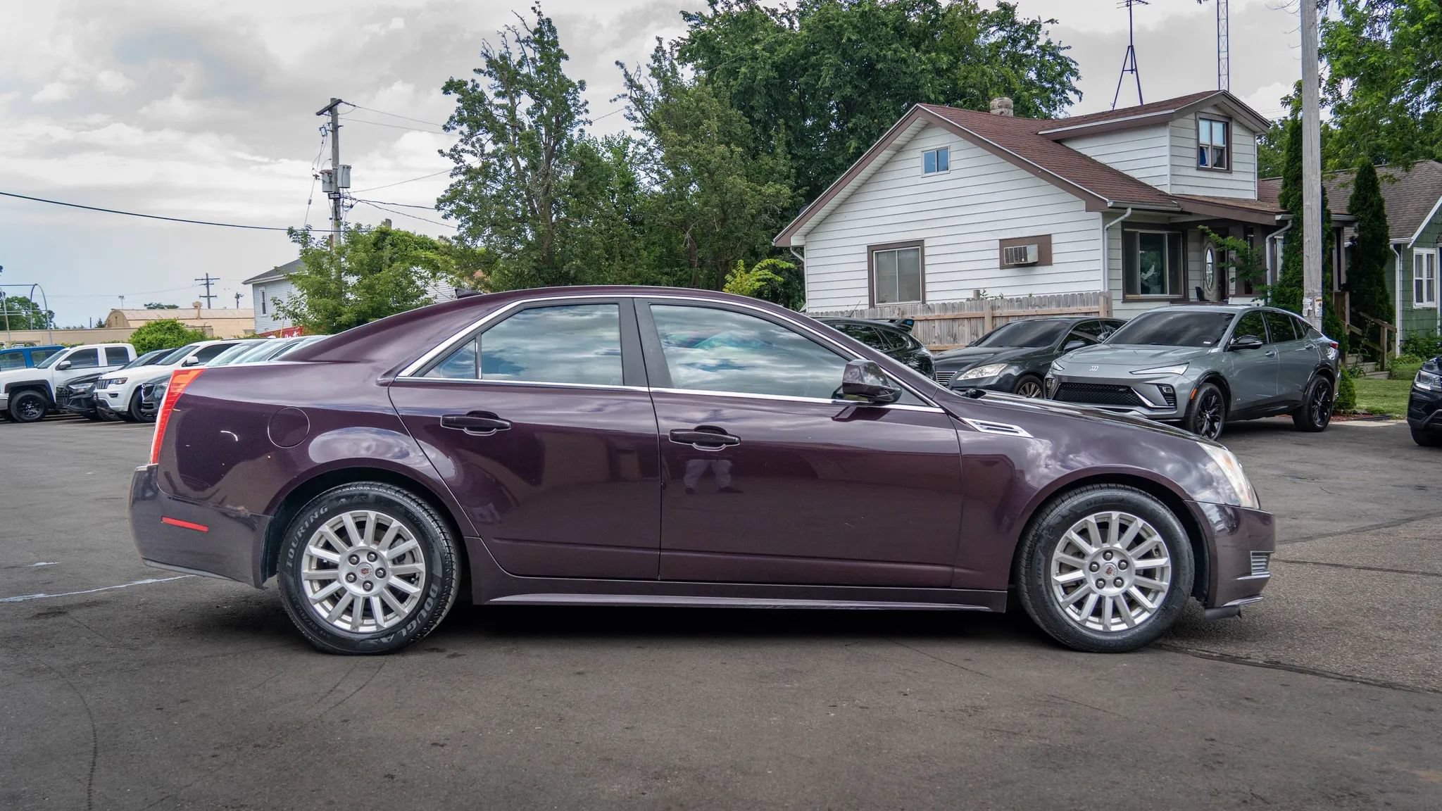 Used 2010 Cadillac CTS Sedan RWD image 5