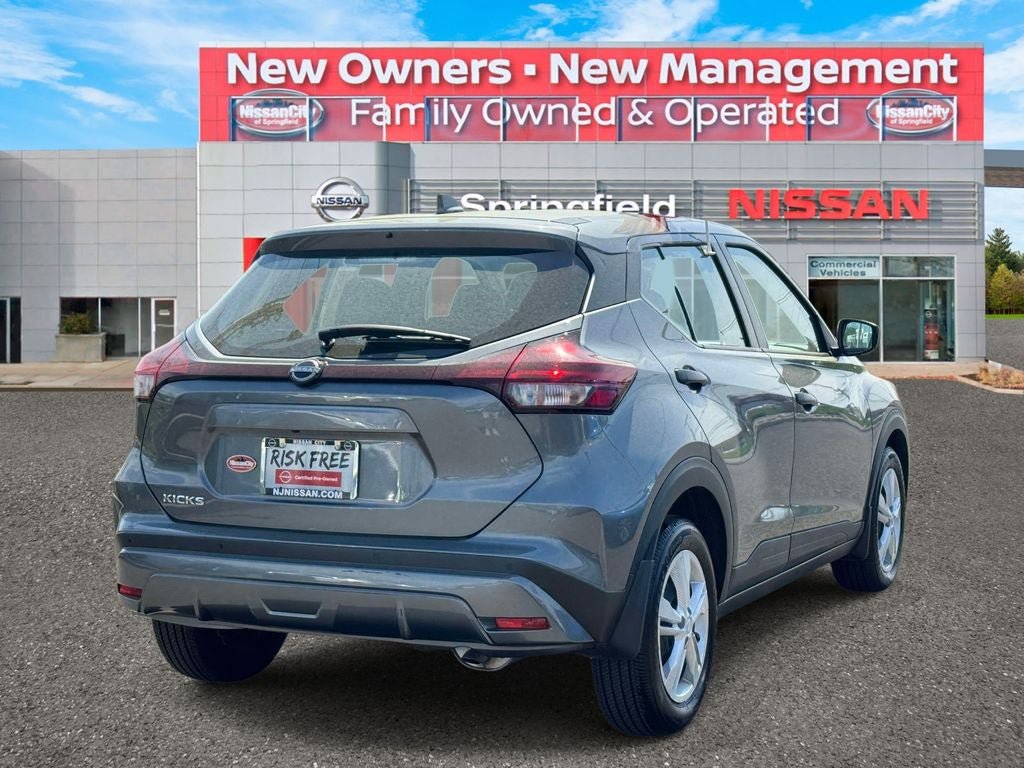 Used 2025 Nissan Kicks Play S FWD image 5