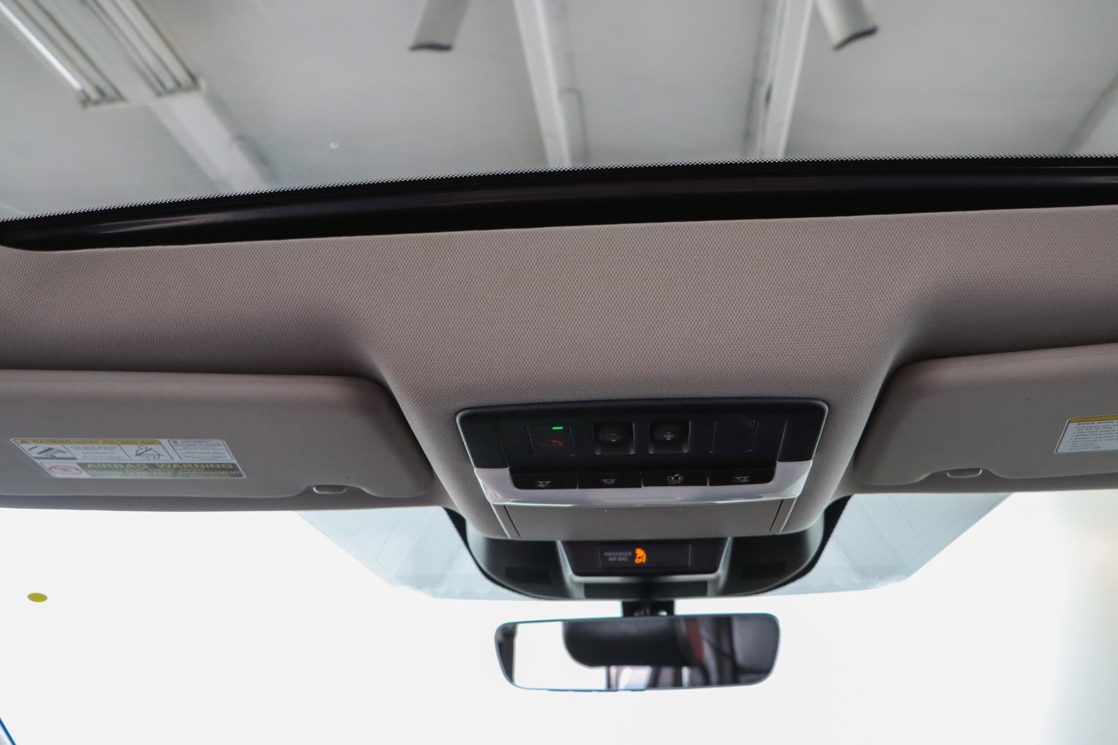 Used 2023 Nissan Rogue SL w/ SL Premium Package image 21