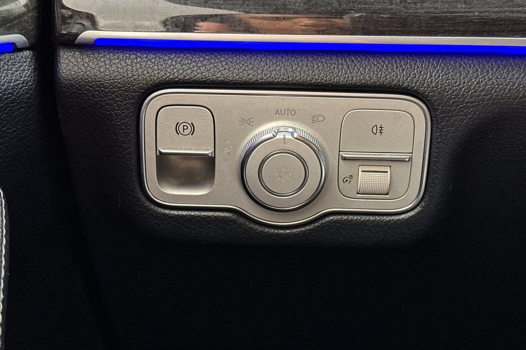 Certified 2020 Mercedes-Benz GLS 450 4MATIC image 33