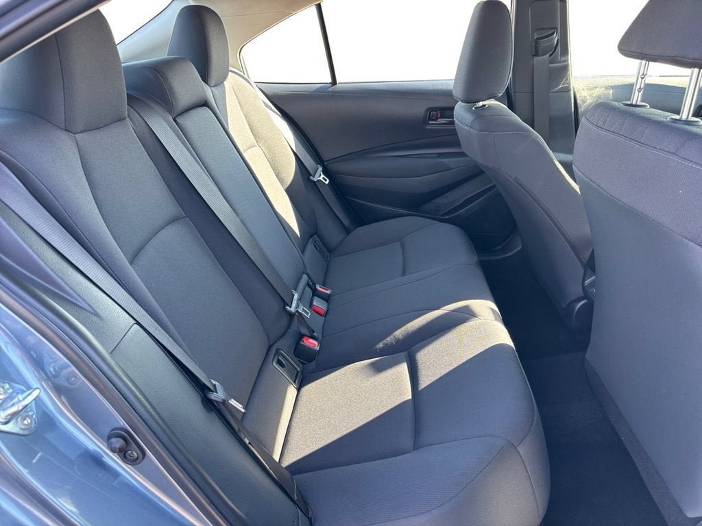 Used 2024 Toyota Corolla LE FWD image 18