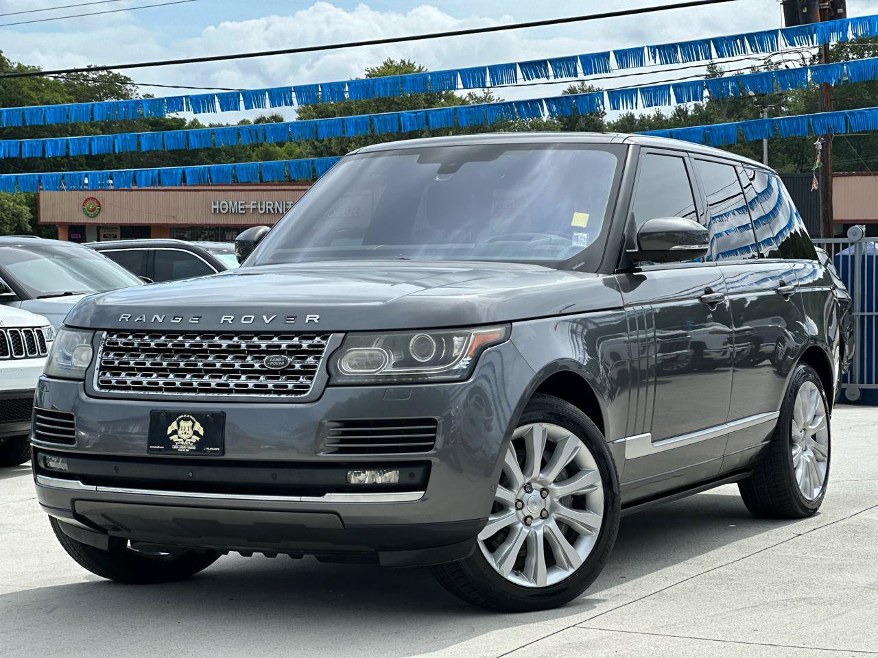 Used 2016 Land Rover Range Rover Supercharged AWD/4WD image 3