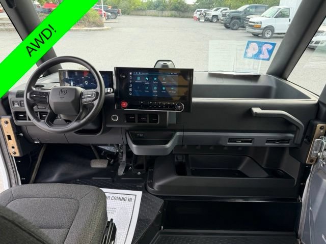 Used 2024 Chevrolet Brightdrop 600 w/ Commercial Equipment Package AWD/4WD image 3