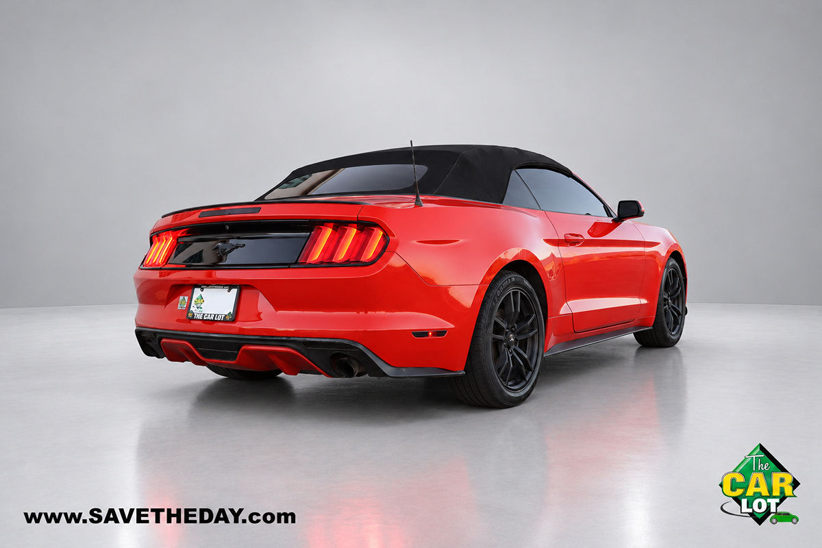Used 2017 Ford Mustang Premium RWD image 8