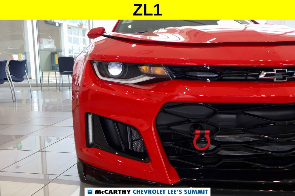 Used 2021 Chevrolet Camaro ZL1 RWD image 33