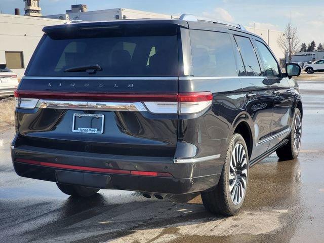 Used 2024 Lincoln Navigator Black Label image 4