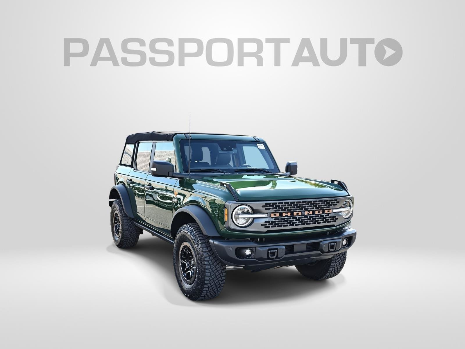 Used 2022 Ford Bronco Badlands AWD/4WD image 3