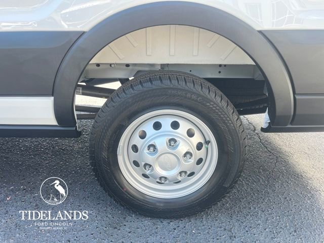 New 2025 Ford Transit 250 Low Roof AWD image 28