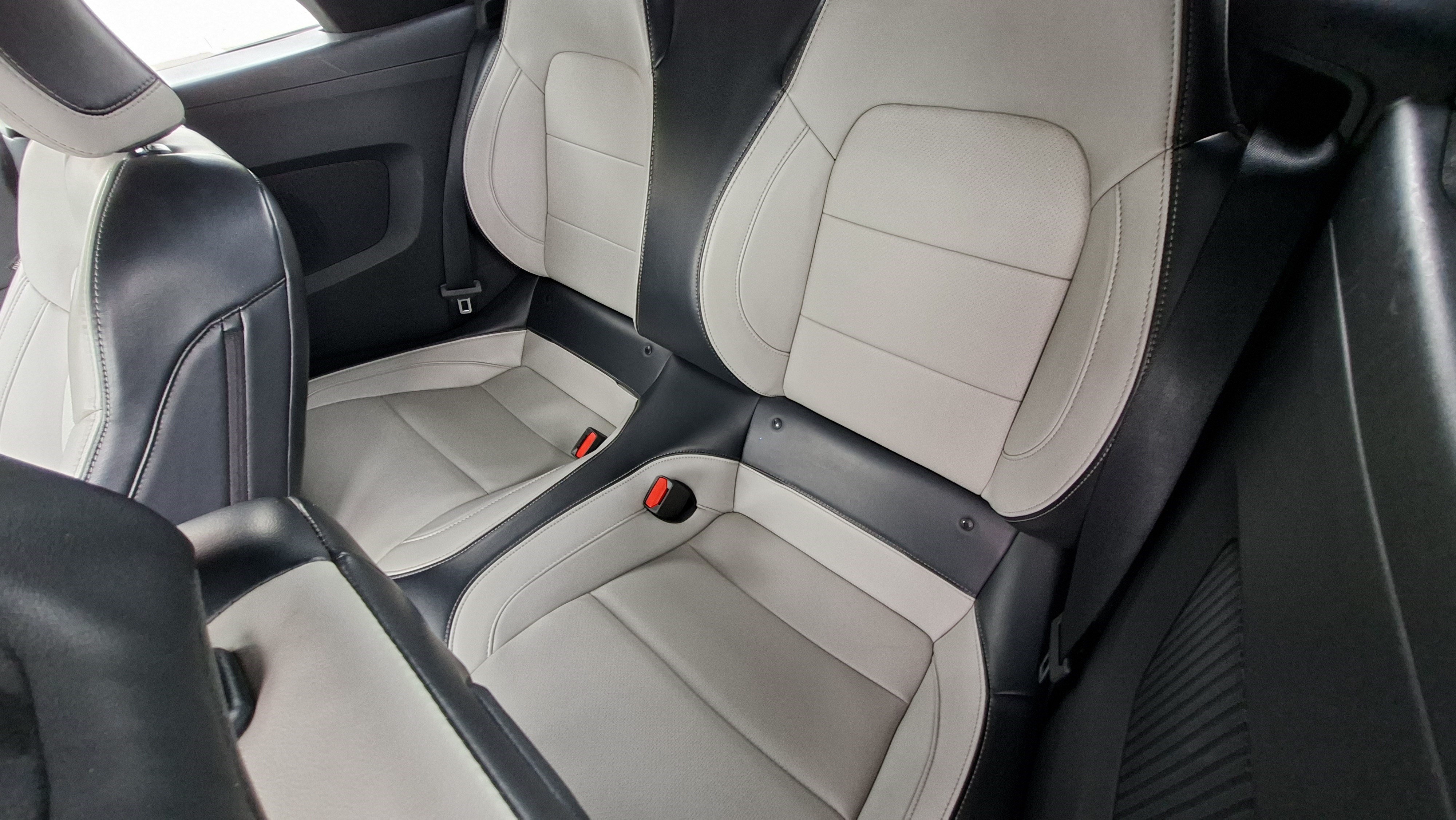 Used 2024 Ford Mustang Premium RWD image 19