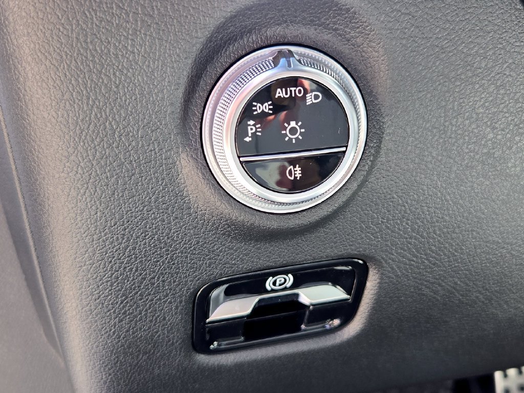 New 2026 Mercedes-Benz C 300 4MATIC Sedan image 20