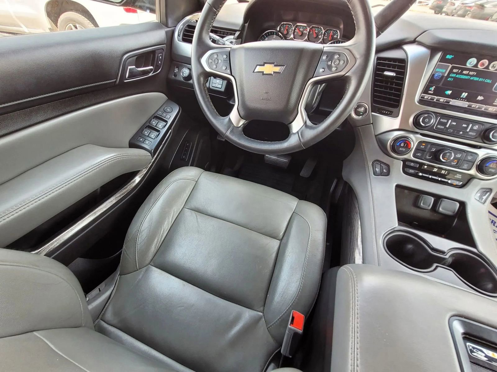 Used 2015 Chevrolet Suburban LT AWD/4WD image 21