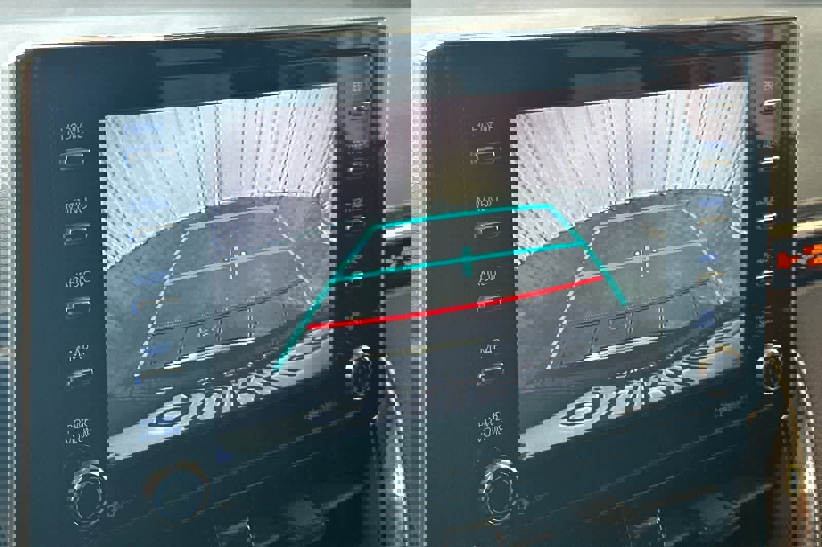 Used 2021 Toyota Corolla LE FWD image 20