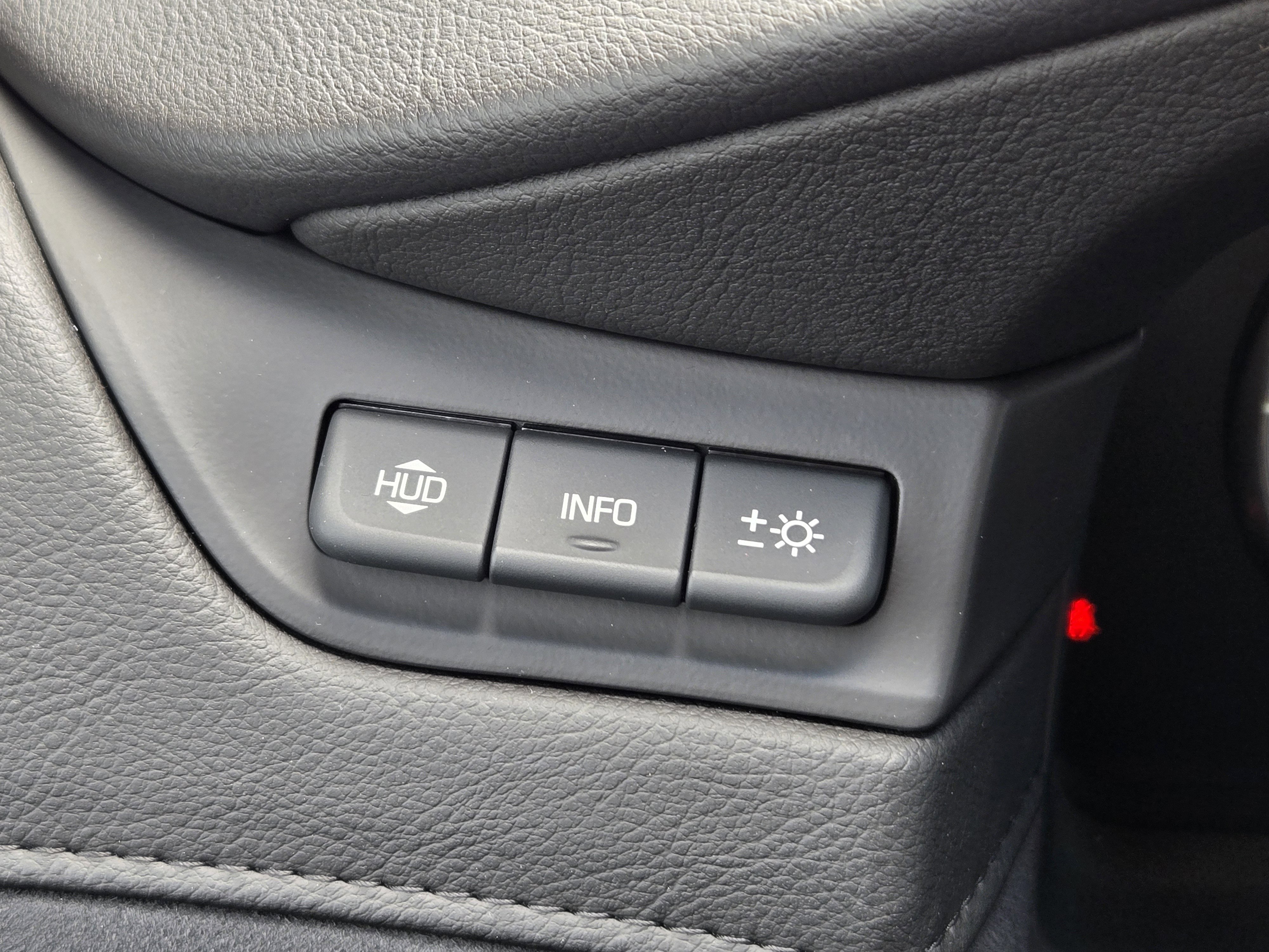 Used 2016 Cadillac Escalade Premium image 18