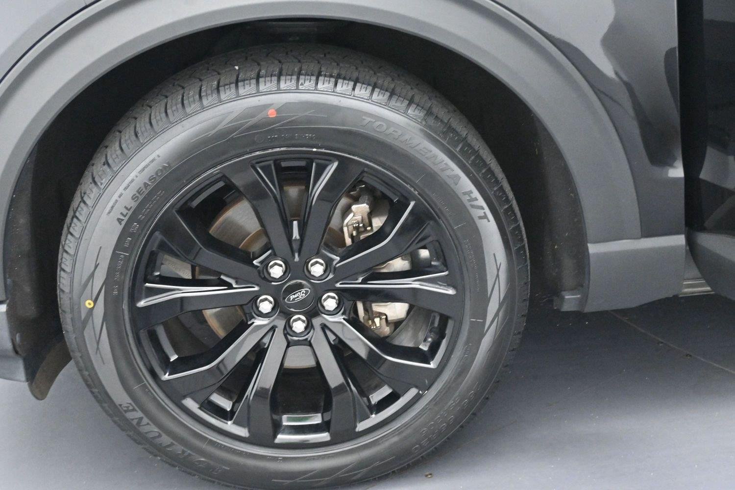 Used 2022 Ford Explorer ST AWD/4WD image 38