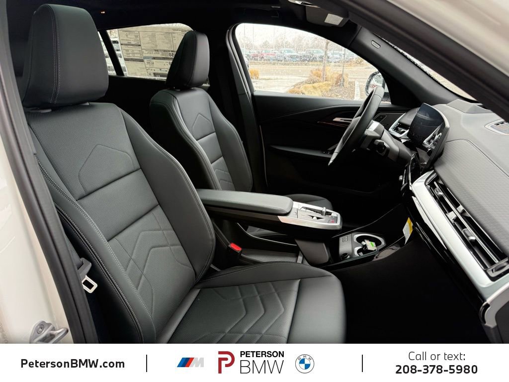 New 2026 BMW X2 xDrive28i w/ Technology Package image 16
