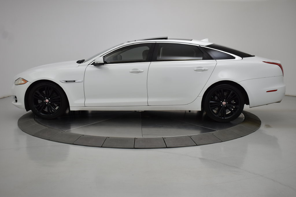 Used 2015 Jaguar XJ L Supercharged RWD image 18
