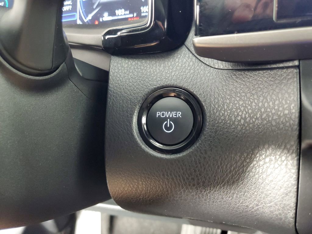 Used 2025 Toyota Camry XLE image 23