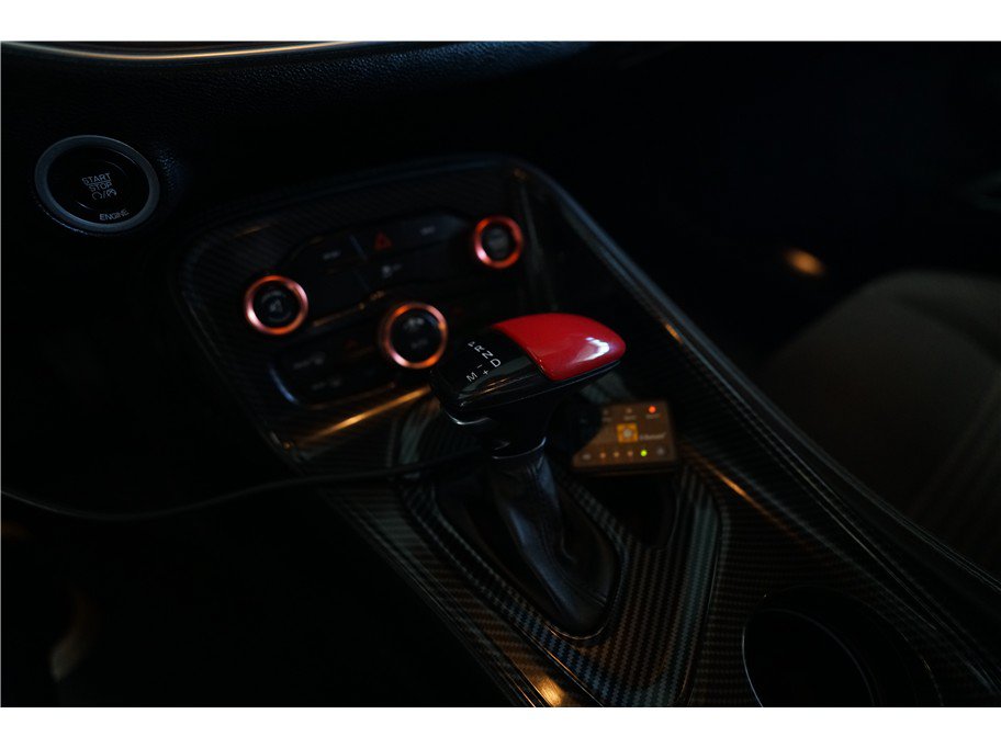Used 2016 Dodge Challenger SXT RWD image 16