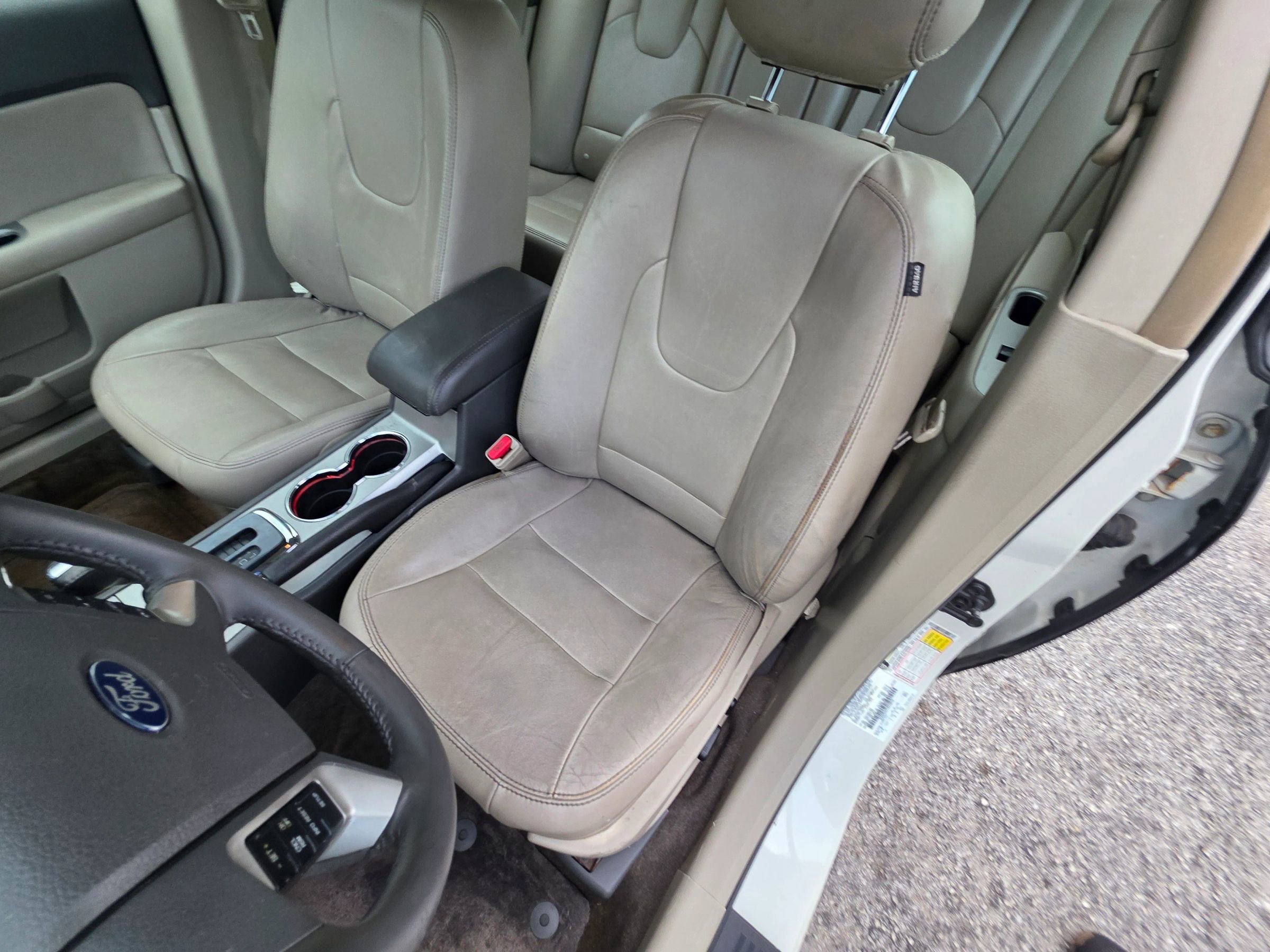 Used 2012 Ford Fusion SEL image 12