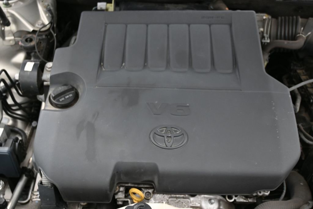 Used 2014 Toyota Avalon Limited image 40