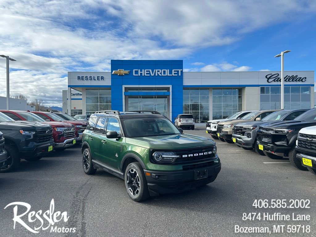Used 2023 Ford Bronco Sport Outer Banks w/ Tech Package AWD/4WD image 1