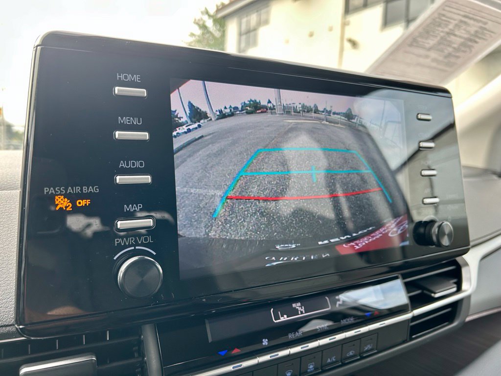 Certified 2024 Toyota Sienna LE AWD/4WD image 25