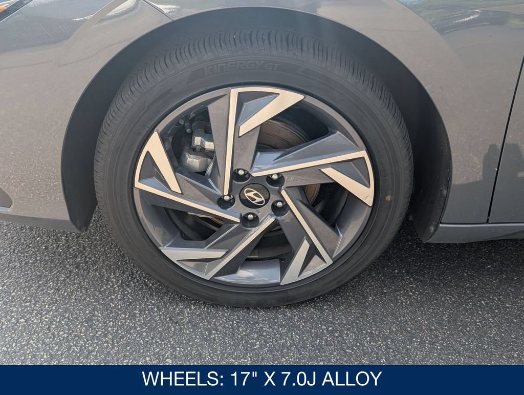 Certified 2025 Hyundai Elantra Sport FWD image 10