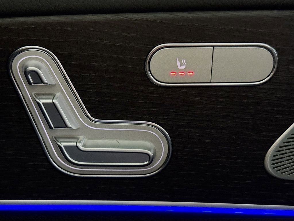 Used 2026 Mercedes-Benz GLS 450 4MATIC image 36