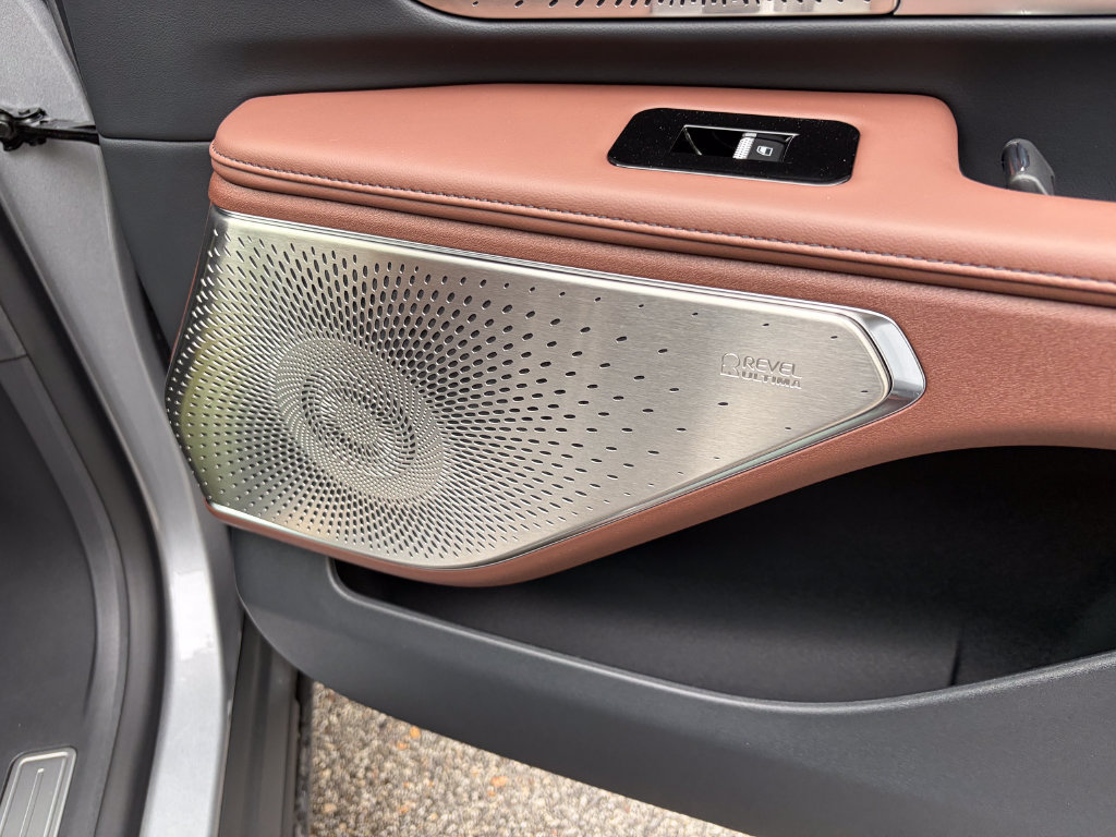 New 2026 Lincoln Nautilus Reserve AWD/4WD image 38