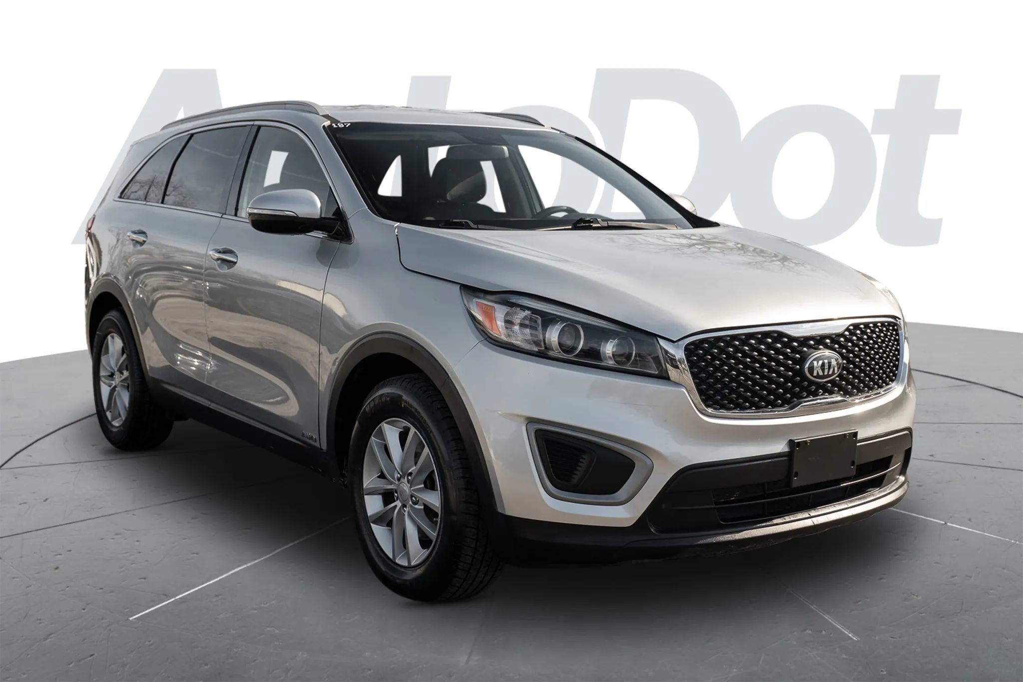 Used 2016 Kia Sorento LX image 4