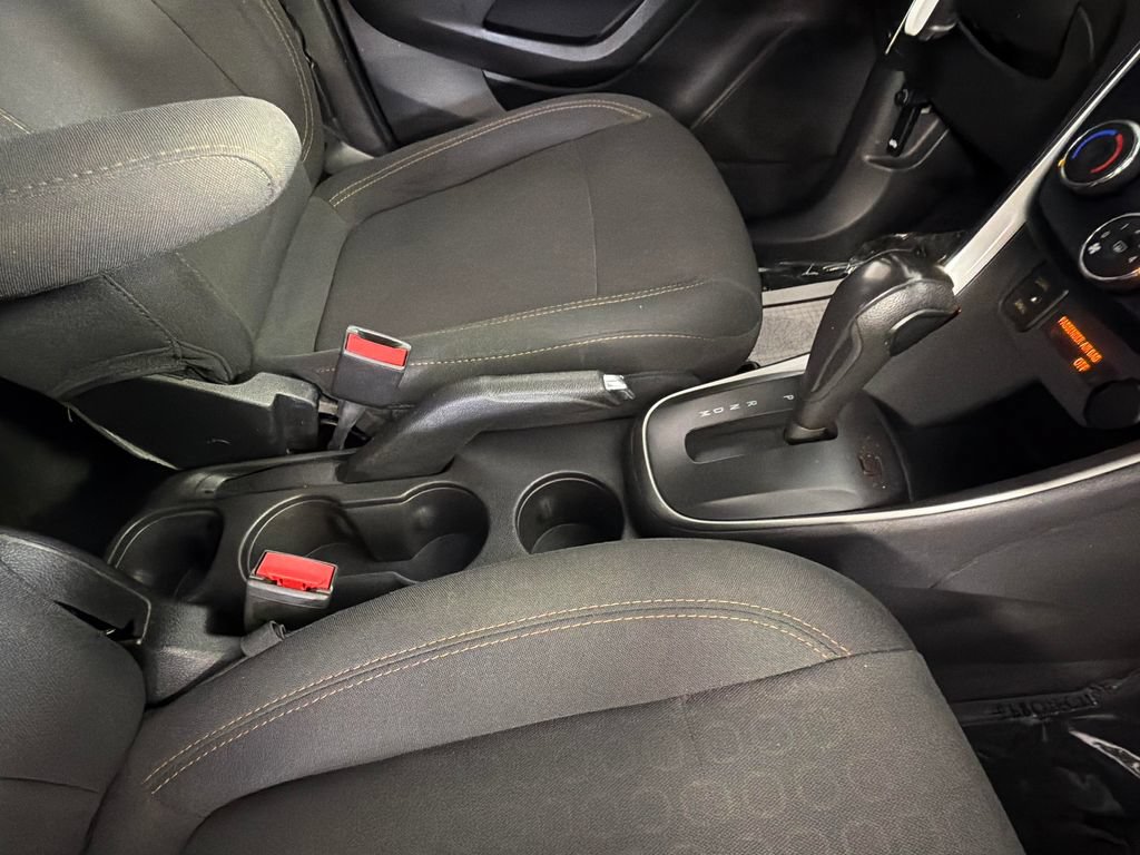 Used 2019 Chevrolet Trax LS FWD image 32