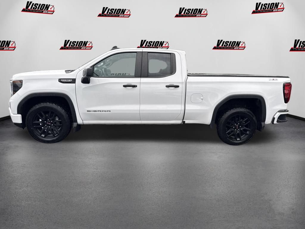Used 2023 GMC Sierra 1500 Pro w/ Graphite Edition AWD/4WD image 8
