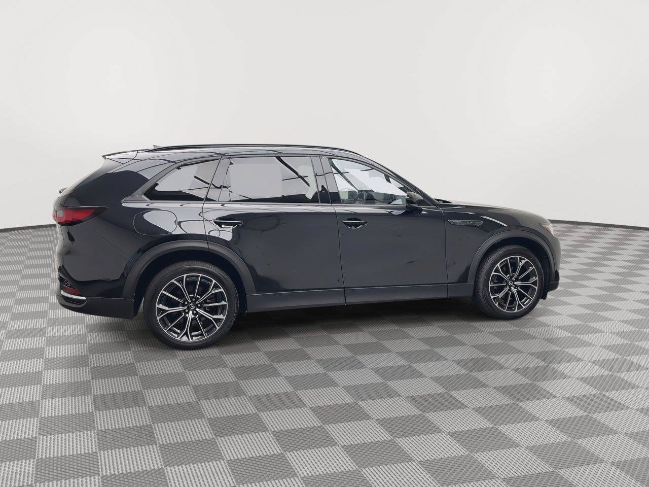 Certified 2025 MAZDA CX-70 Plug-In Hybrid w/ Premium Plus AWD/4WD image 41