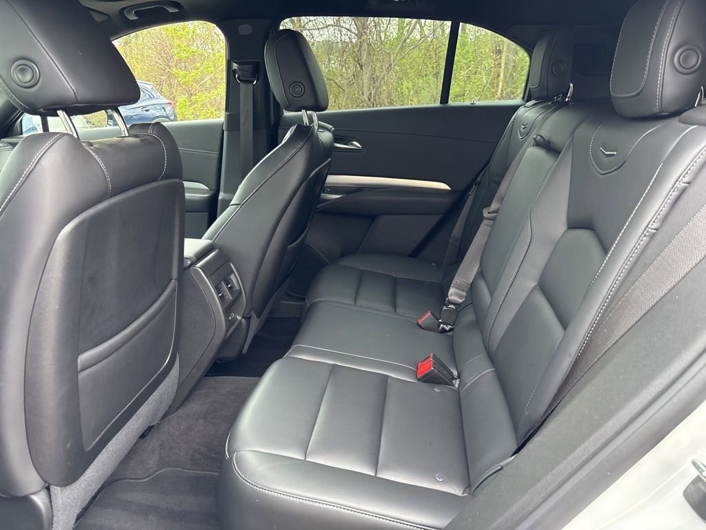 Used 2023 Cadillac XT4 Premium Luxury w/ LPO, Onyx Lite Package AWD/4WD image 14