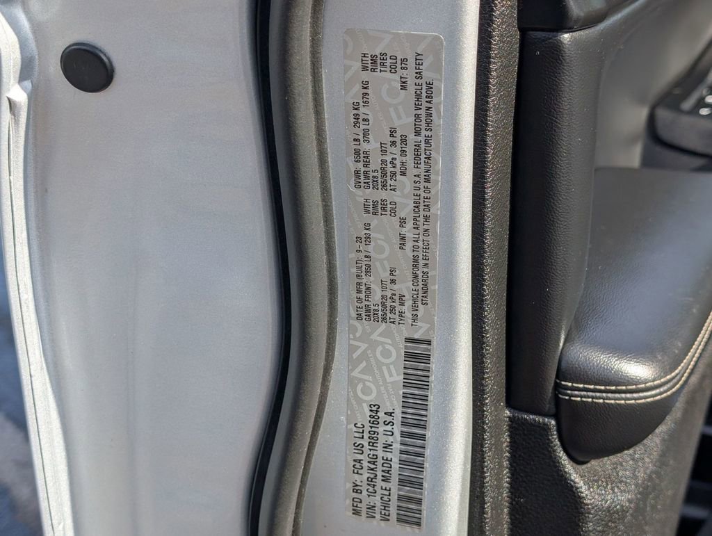 Used 2024 Jeep Grand Cherokee L Altitude image 51