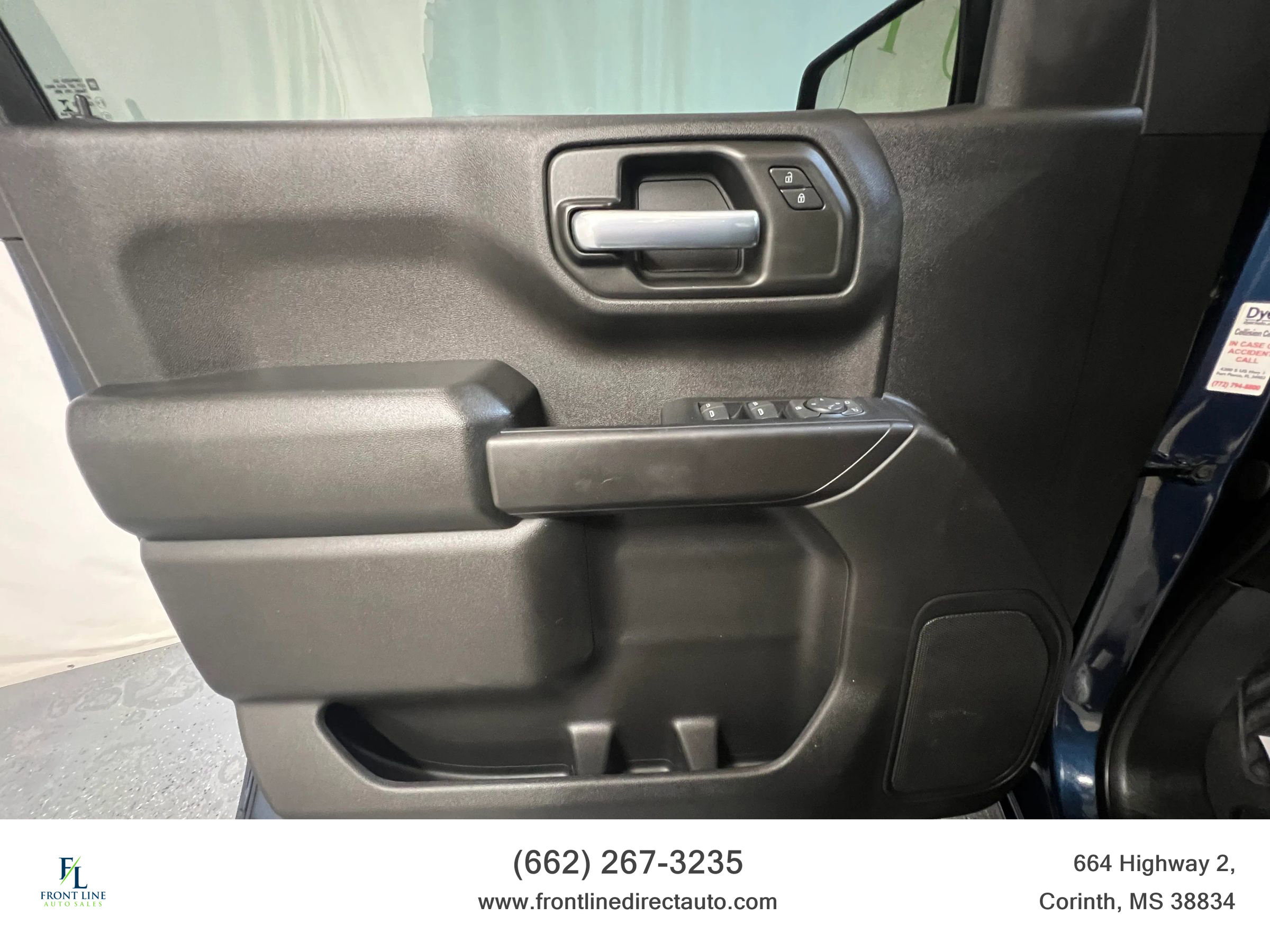 Used 2022 Chevrolet Silverado 1500 Custom image 11