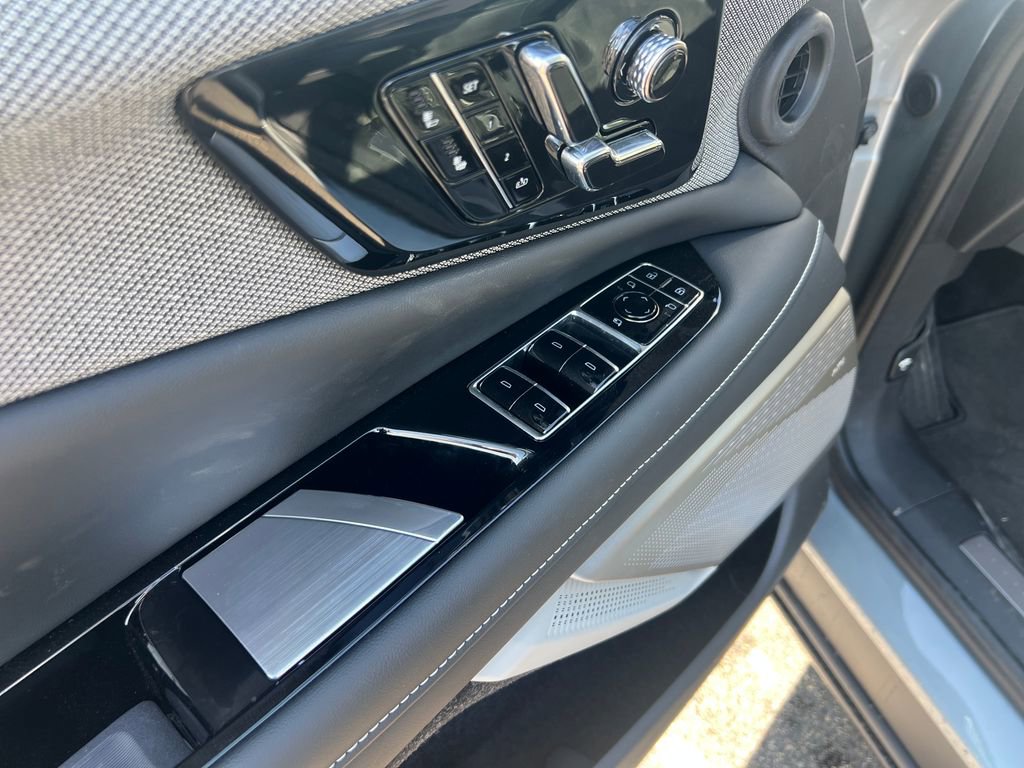 New 2026 Cadillac Optiq Luxury 1 AWD/4WD image 11