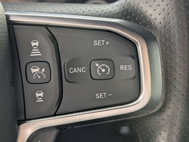 Certified 2025 RAM 1500 Tradesman w/ Night Edition AWD/4WD image 15