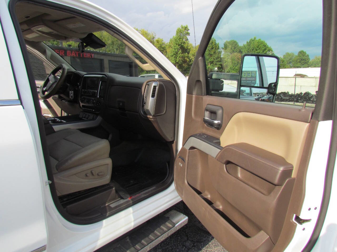 Used 2016 Chevrolet Silverado 2500 LTZ w/ Duramax Plus Package image 15