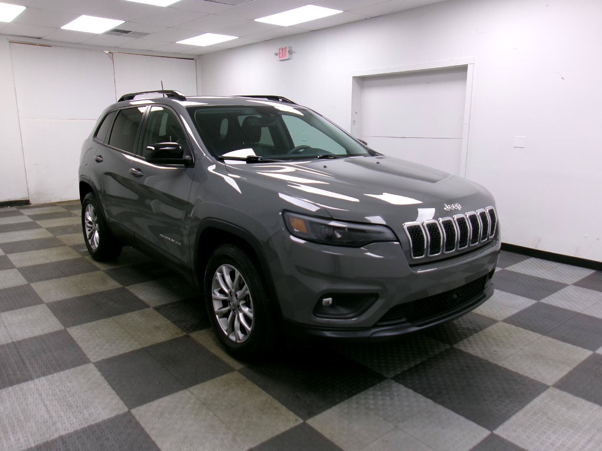 Used 2022 Jeep Cherokee Latitude Lux AWD/4WD image 14