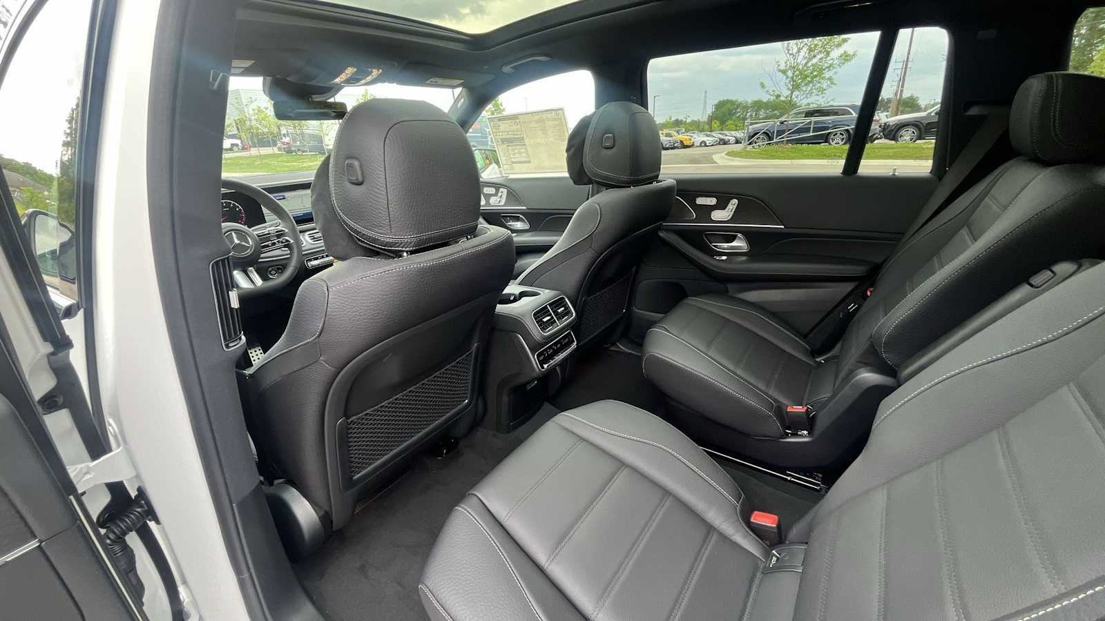 New 2026 Mercedes-Benz GLS 450 4MATIC image 15
