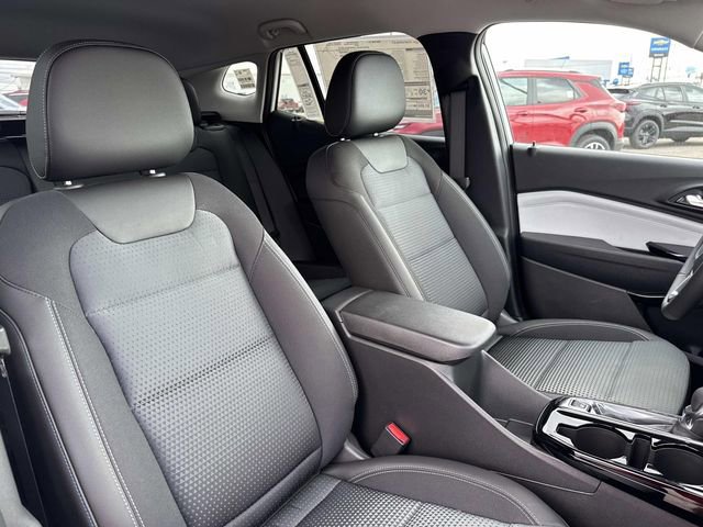 New 2026 Chevrolet Trax LT w/ Driver Confidence Package image 28