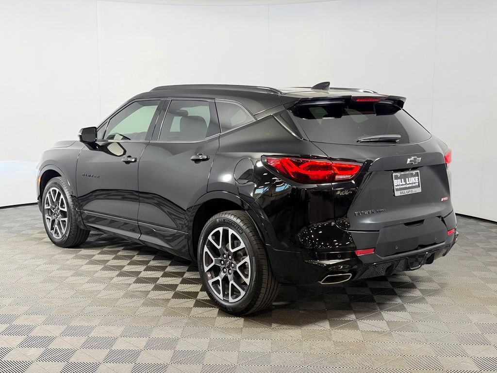 Used 2025 Chevrolet Blazer RS AWD/4WD image 9