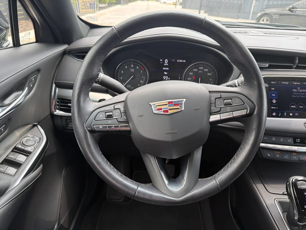 Used 2023 Cadillac XT4 Premium Luxury w/ Technology Package FWD image 14