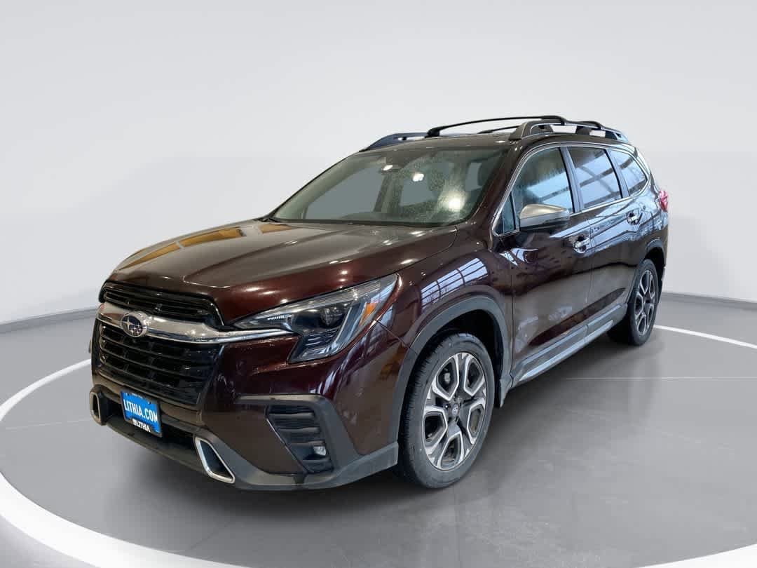 Used 2023 Subaru Ascent Touring AWD/4WD image 1