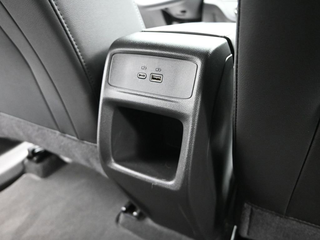 Used 2025 Buick Envista Preferred w/ Advanced Safety Package image 13