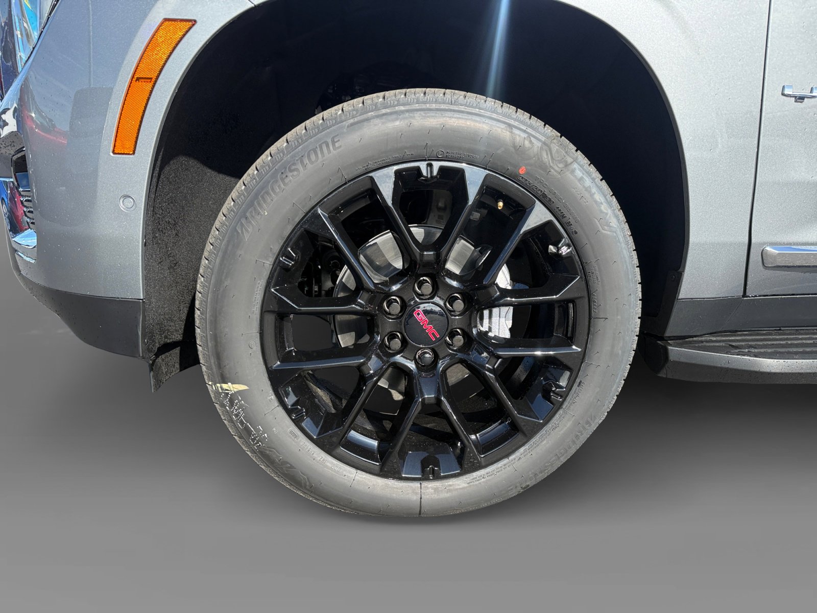 New 2026 GMC Yukon XL Elevation w/ Elevation Premium Package image 9